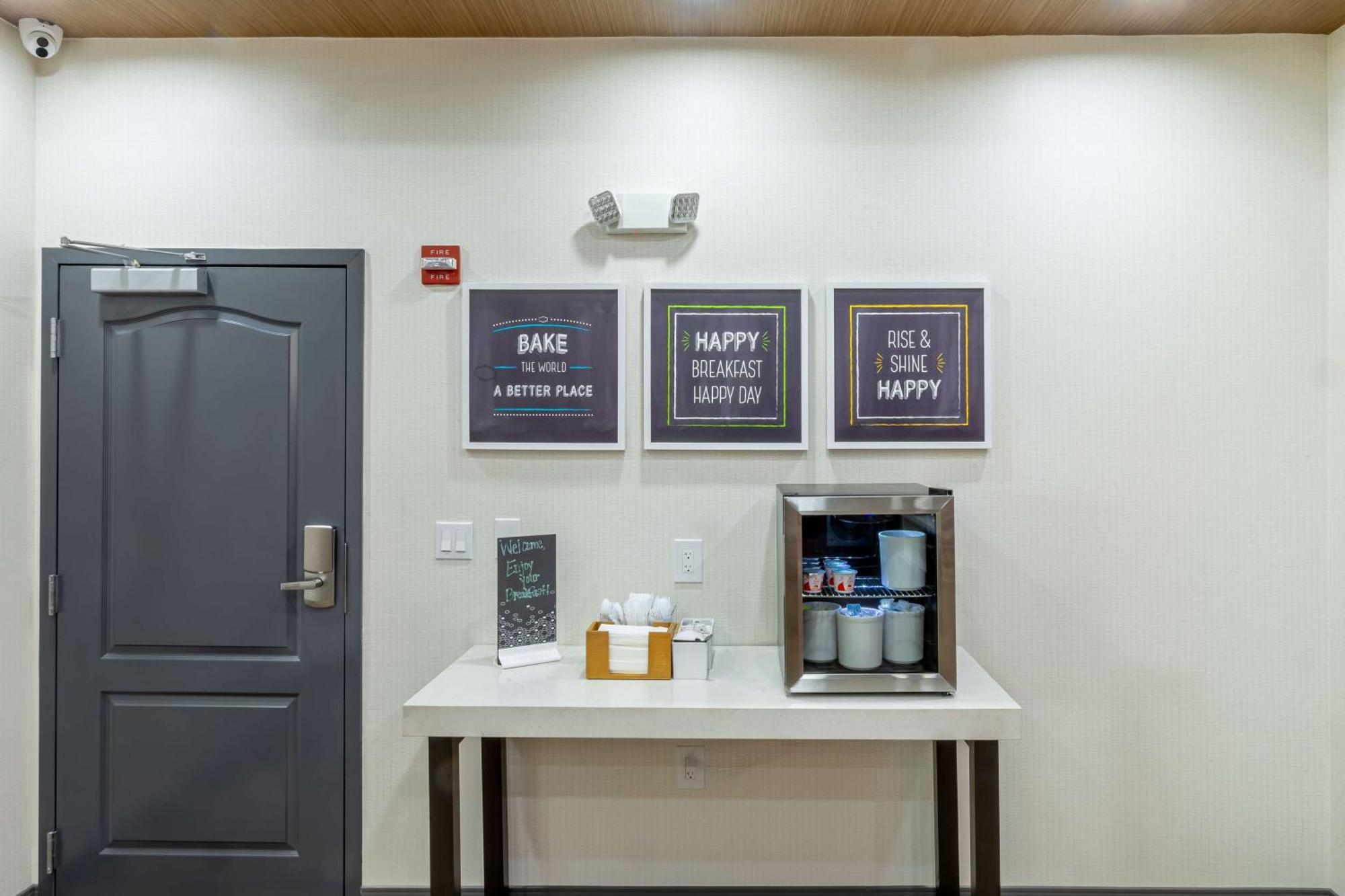 Hampton Inn&Suites Cleburne Extérieur photo